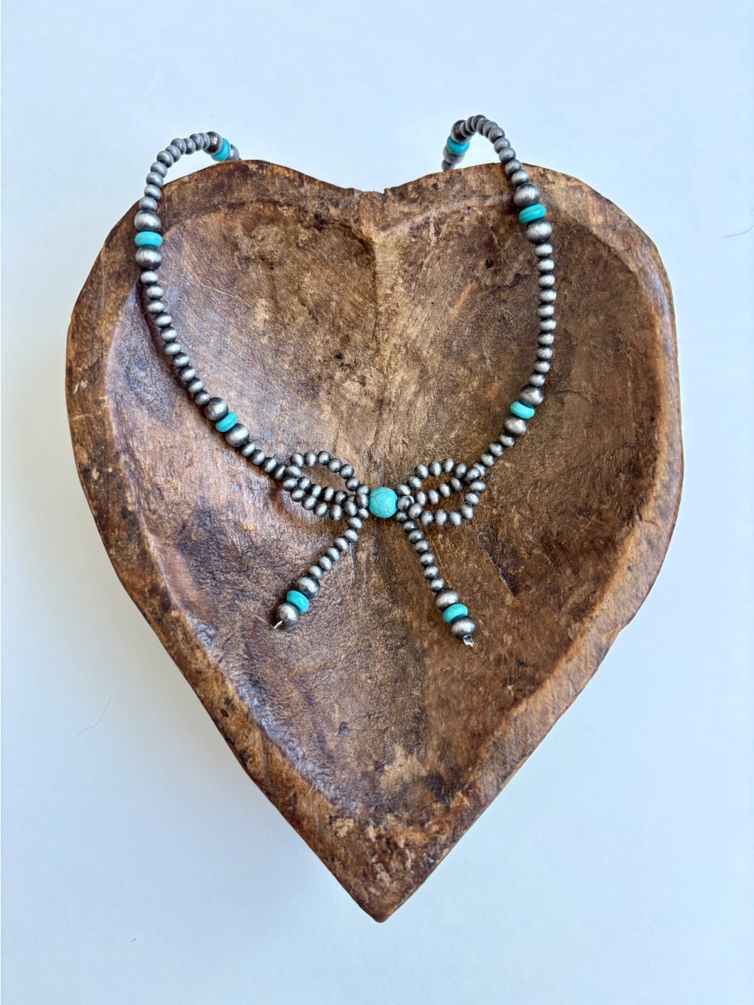Bow Necklace